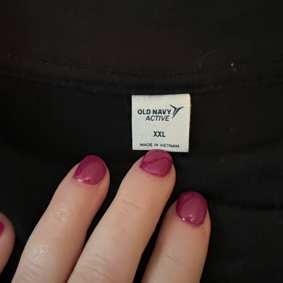 Old Navy Active - Picture 3 of 3